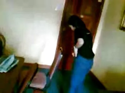 Slutty पर्यटक Fucks साठी अतिरिक्त रोख व्हिडिओ (नोला बेल Faiyez)