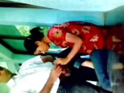 राहेल विरुद्ध कागनी व्हिडिओ (बिल बेली, राहेल रोक्सएक्सएक्स, कागनी लिन कार्टर)